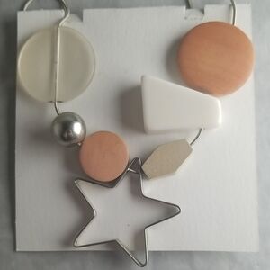 Geometric Statement Necklace